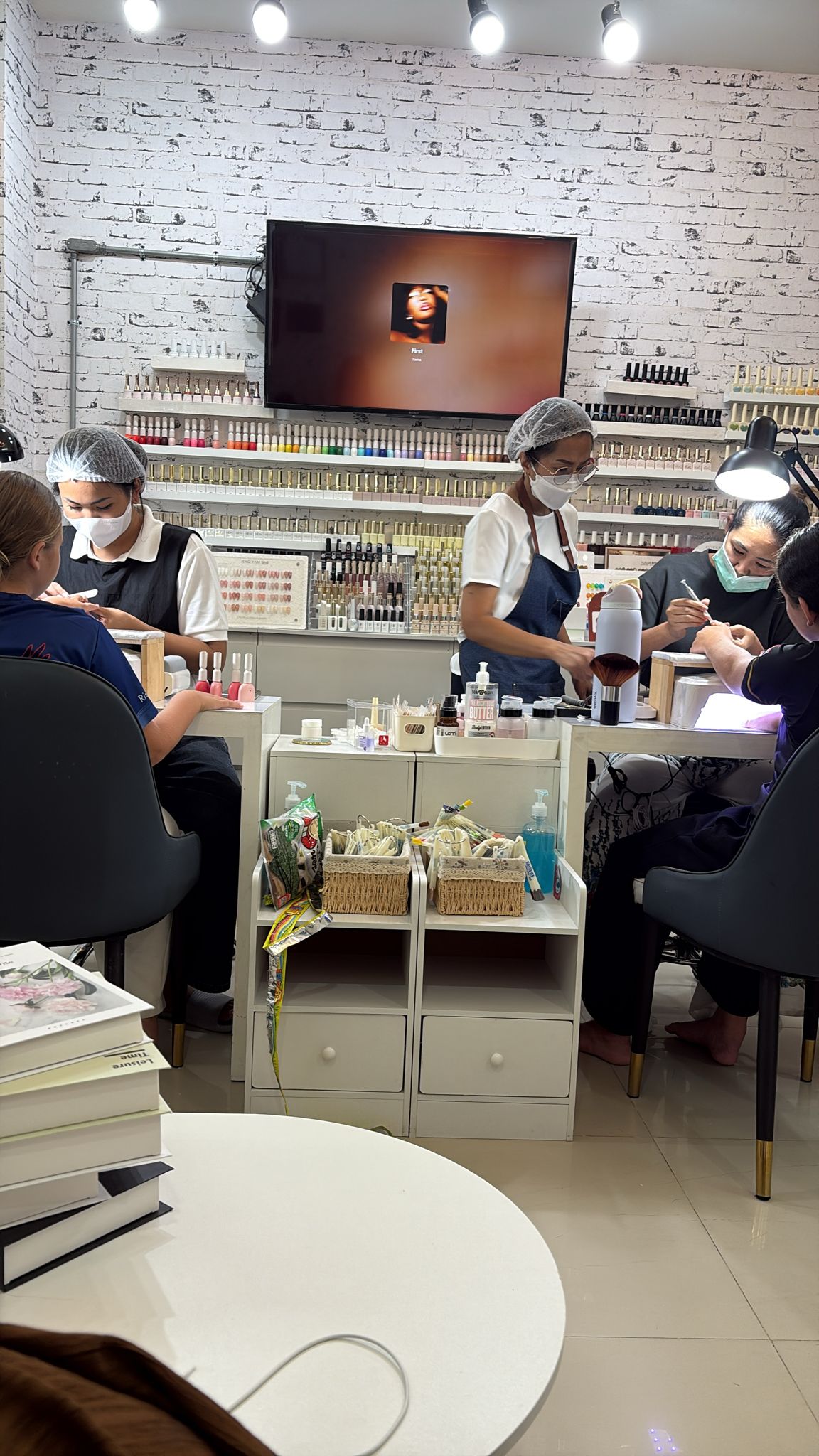Professional Nail Technician